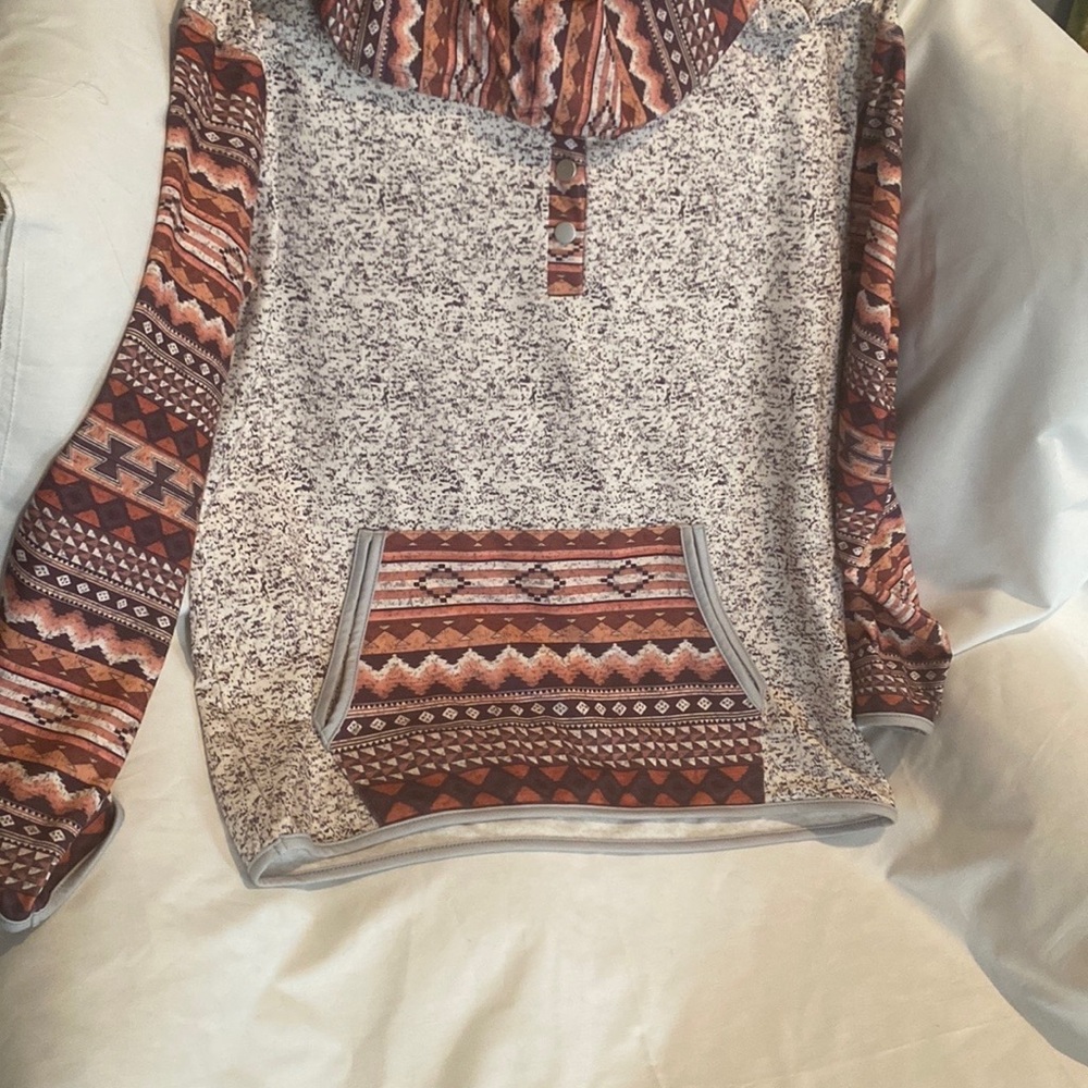Aztec Patterned Multicolor Soft Women's Hoodie